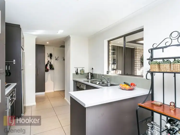 Fifth view of Homely house listing, 4 Avalon Road, Marion SA 5043