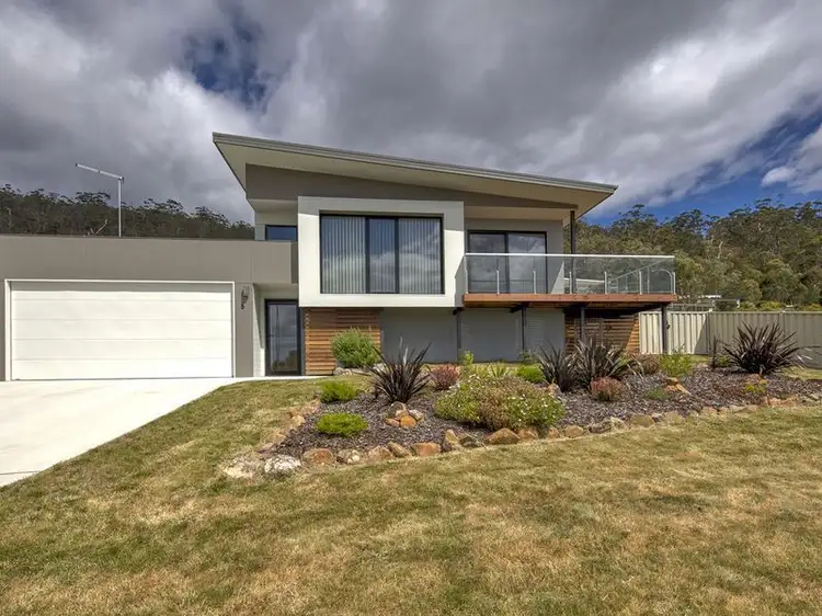 5 Sea Eagle Drive, Bicheno TAS 7215