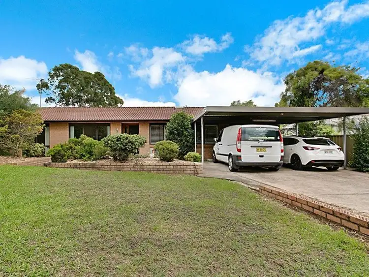 9 Kiriwina Place, Glenfield NSW 2167