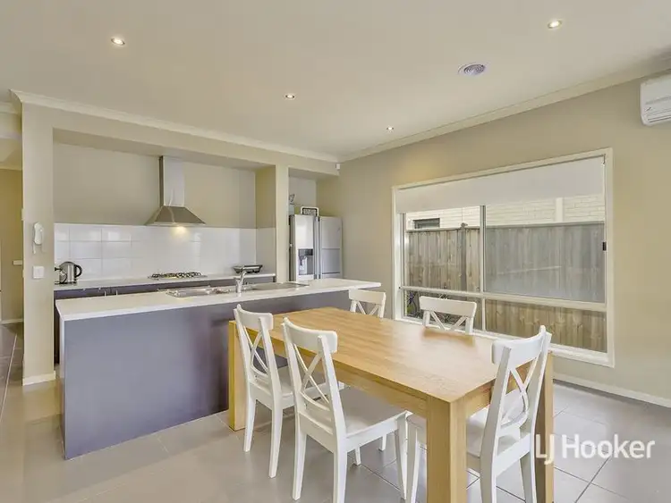 Fourth view of Homely house listing, 14 Seafarer Way, Sanctuary Lakes VIC 3030