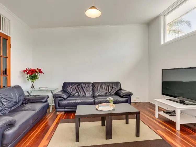 Fifth view of Homely unit listing, 4/9 Salisbury Street, Indooroopilly QLD 4068