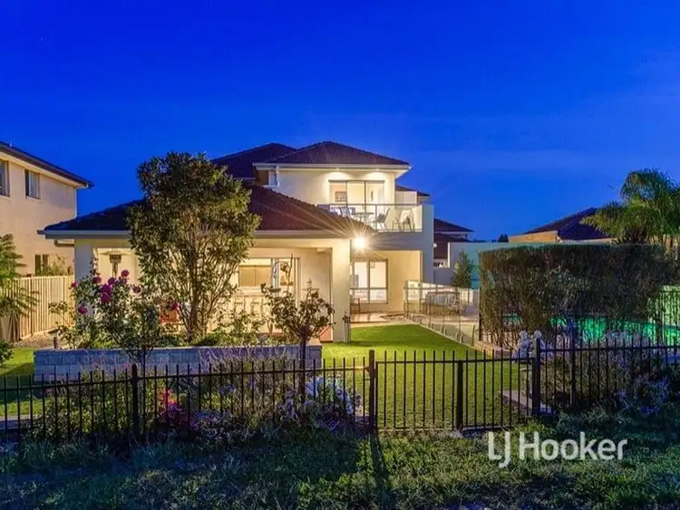 37 Celebration Drive, Sanctuary Lakes VIC 3030