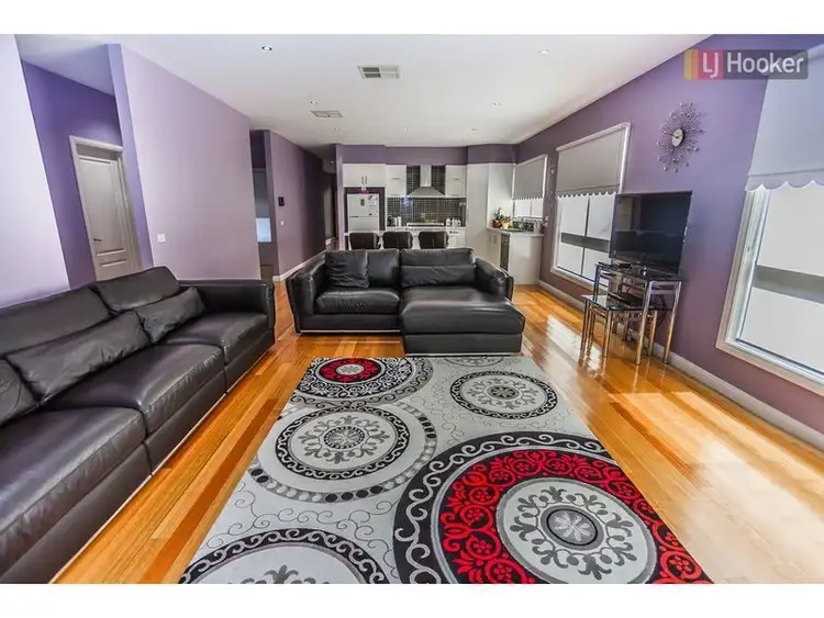 Second view of Homely house listing, 8 Hennessy Street, Craigieburn VIC 3064