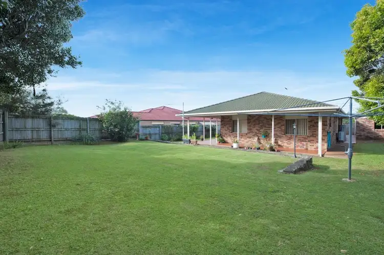 16 Victory Place, Birkdale QLD 4159