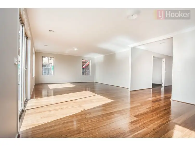 Seventh view of Homely house listing, 12 Fame Way, Craigieburn VIC 3064