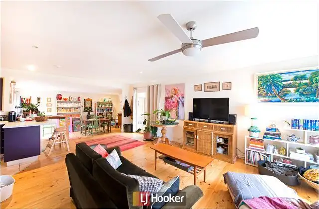 8 Jordan Place, Watson ACT 2602