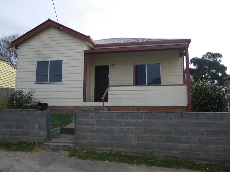 27 Peden Street, Bega NSW 2550