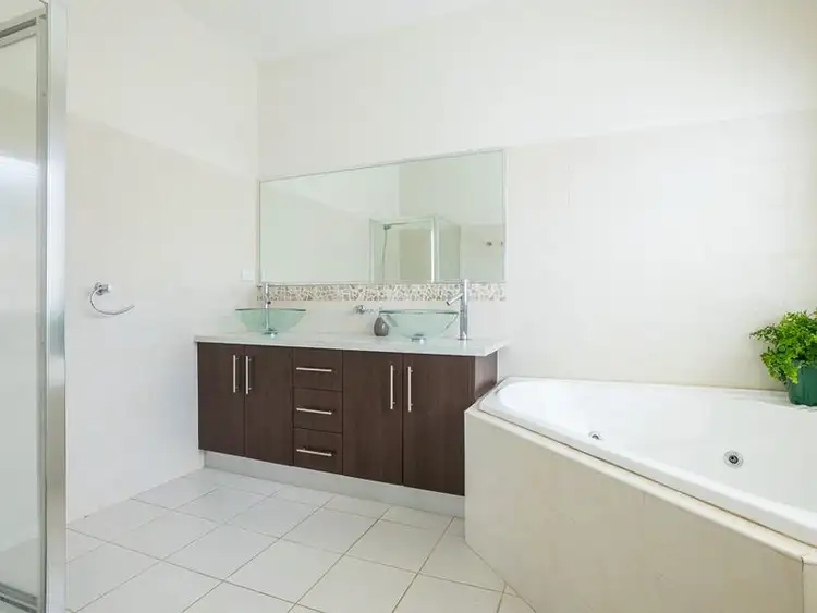 Seventh view of Homely house listing, 38 Tennyson Drive, Truganina VIC 3029