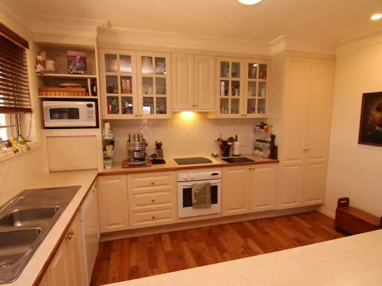 Third view of Homely house listing, 1 Hoskins Place, Orange NSW 2800
