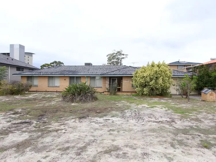 Main view of Homely house listing, 4 Stratford Place, Bentley WA 6102