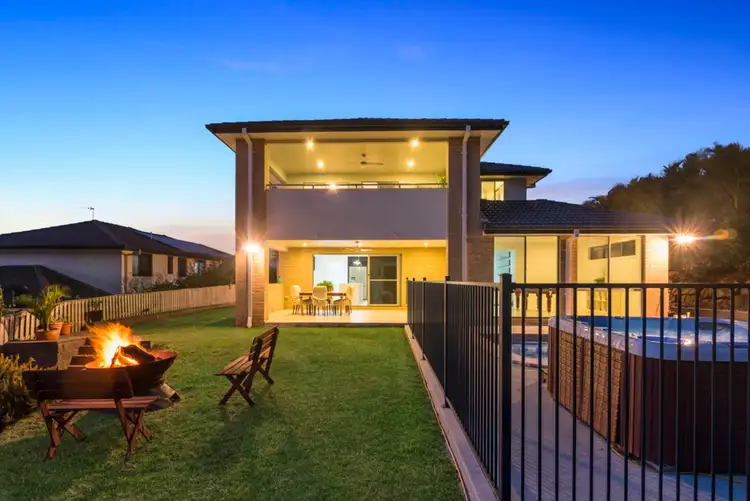 Seventh view of Homely house listing, 8 Diamantina Circuit, Pacific Pines QLD 4211