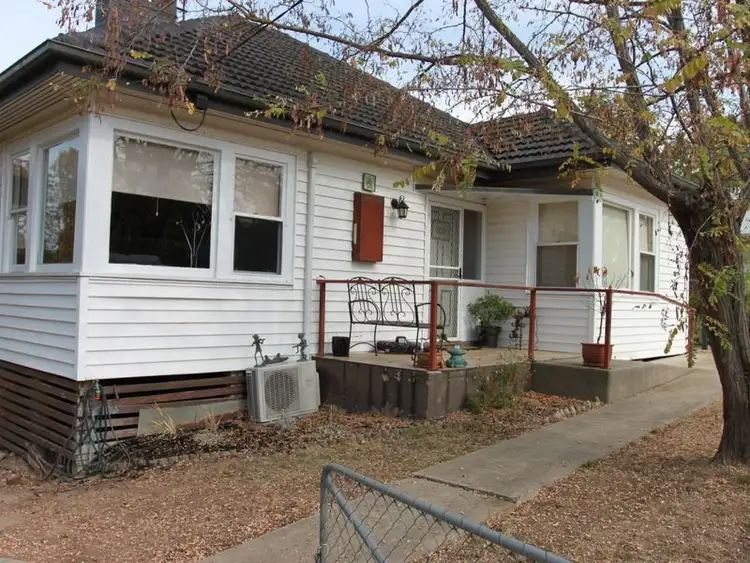 Main view of Homely house listing, 2 Aitken Street, Alexandra VIC 3714