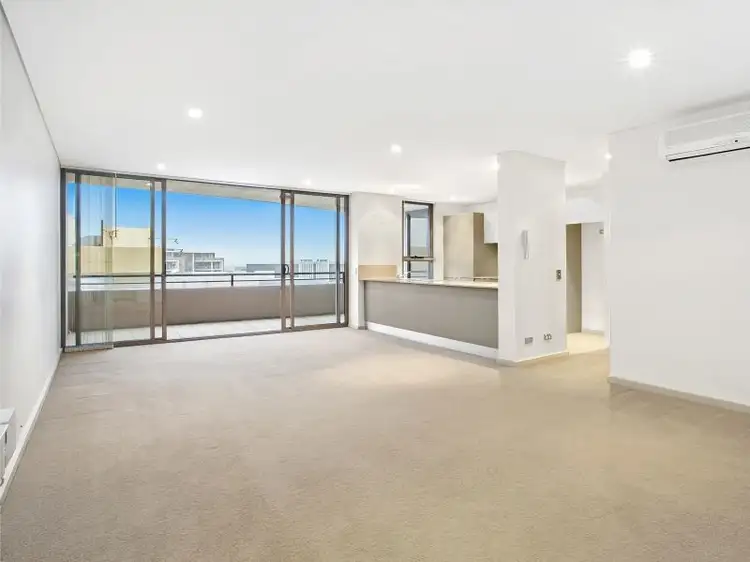 Main view of Homely unit listing, Unit 18/313-323 Crown Street, Wollongong NSW 2500