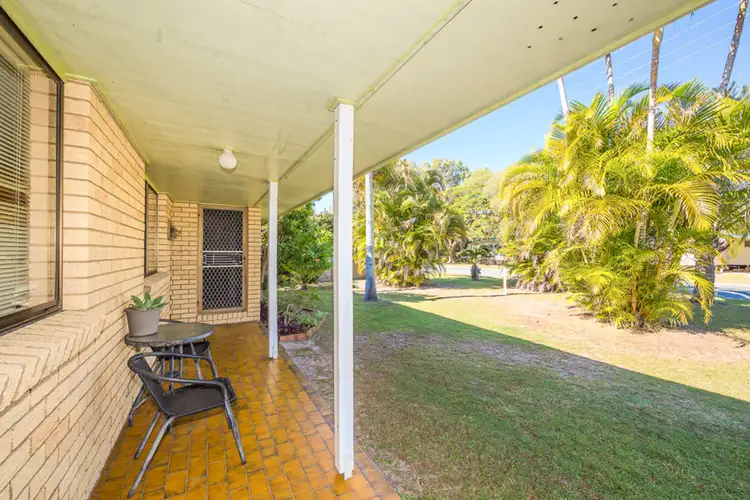 15 Whiting Street, Beachmere QLD 4510