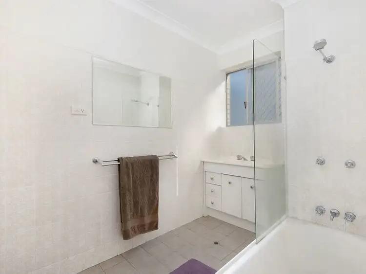 Fourth view of Homely unit listing, 1/9 Isedale Street, Wooloowin QLD 4030