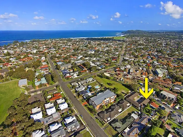 Second view of Homely villa listing, 6/6-8 Centennial Avenue, Long Jetty NSW 2261
