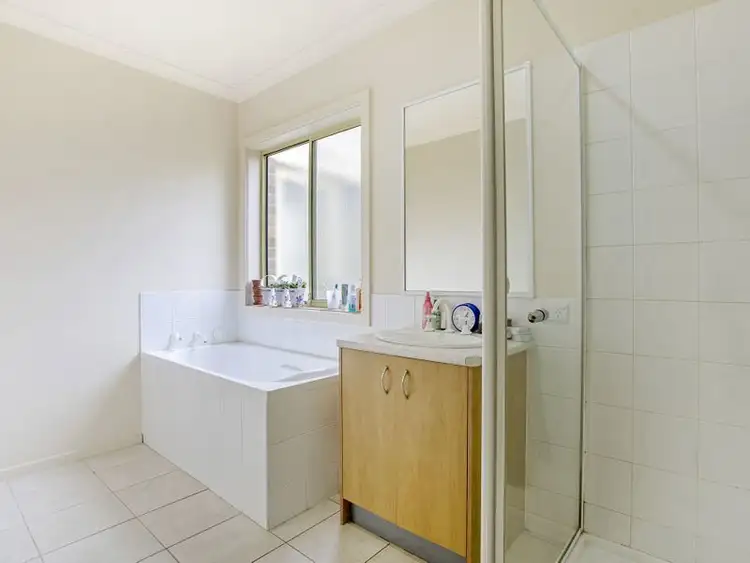 Seventh view of Homely unit listing, 8 Kristian Drive, Hillside VIC 3037