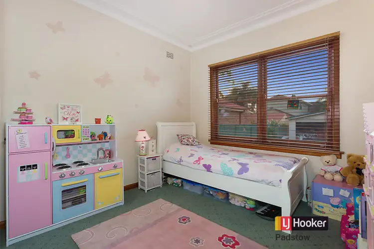 Fifth view of Homely house listing, 28 Henry Kendall Avenue, Padstow Heights NSW 2211