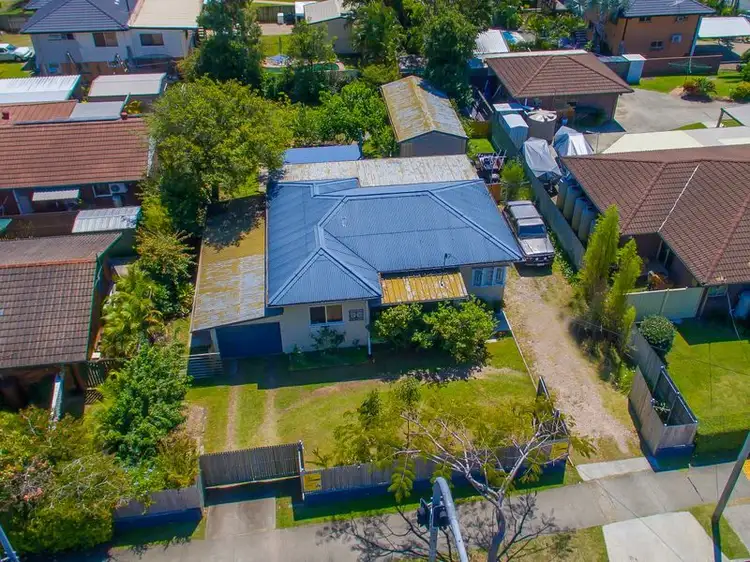 Second view of Homely house listing, 300 - 302 Birkdale Road, Birkdale QLD 4159