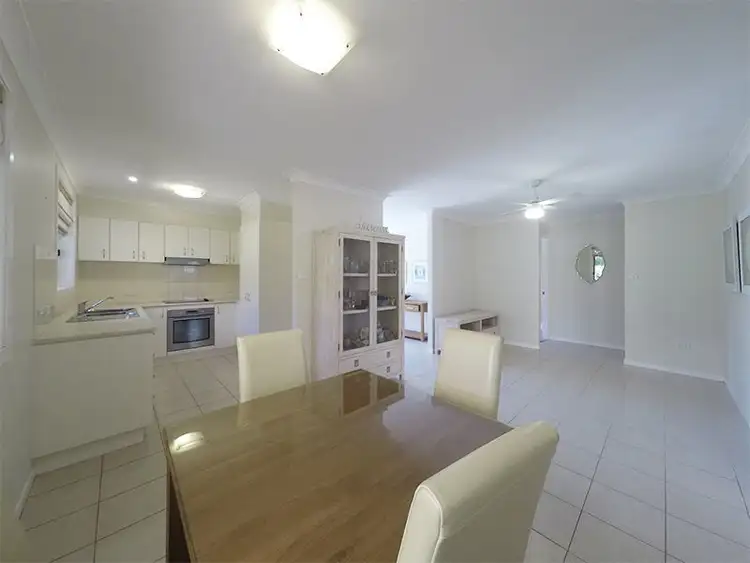 Second view of Homely villa listing, 3/6 Durkin Street, Macksville NSW 2447