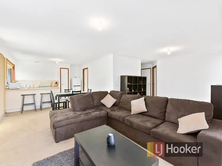 Fourth view of Homely house listing, 2/5 Maureen Close, Cranbourne West VIC 3977