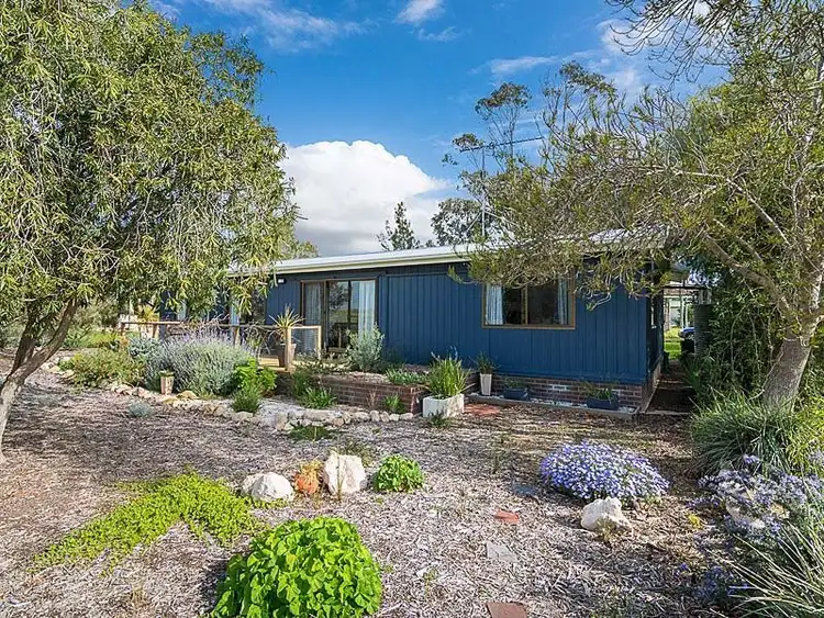 100 Island View Drive, Clayton Bay SA 5256