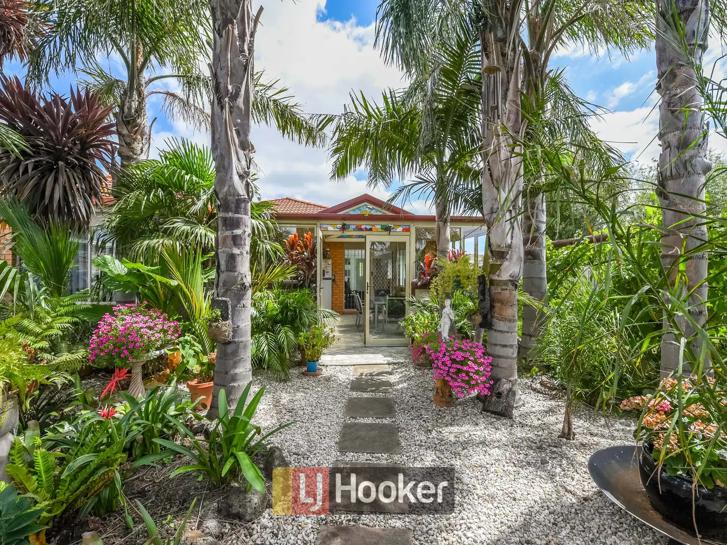 Main view of Homely house listing, 28 Grice Quadrant, Pakenham VIC 3810