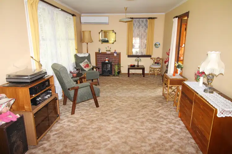 Fifth view of Homely house listing, 2 Chestnut Avenue, Orange NSW 2800