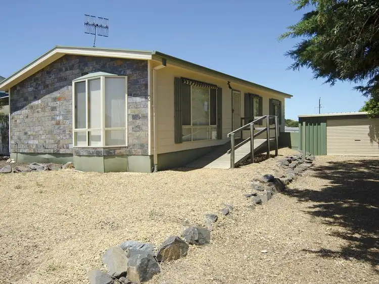 2 Glassenbury Street, Goolwa Beach SA 5214