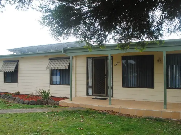 65 Bayley Street, Alexandra VIC 3714
