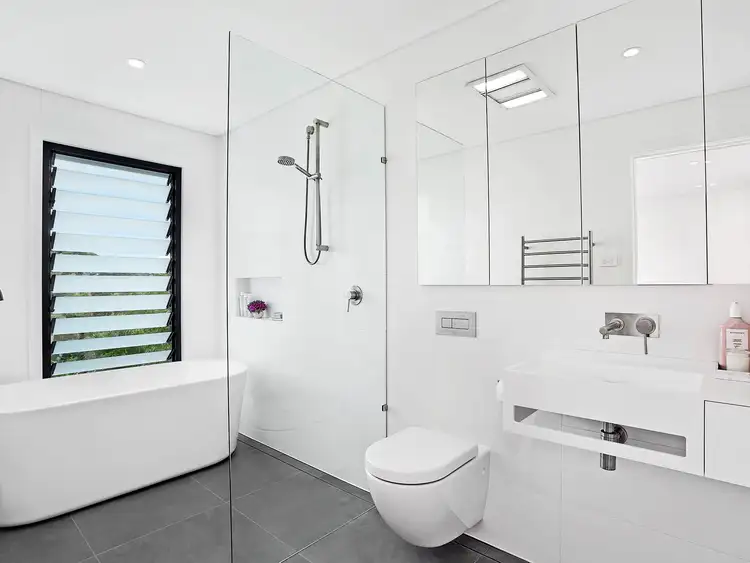 Sixth view of Homely house listing, 5 Lincoln Avenue, Castlecrag NSW 2068