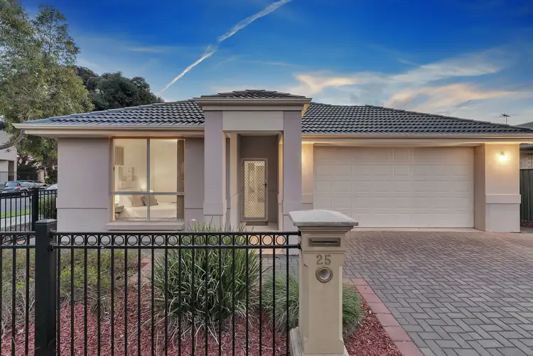 25 Baird Street, Mawson Lakes SA 5095
