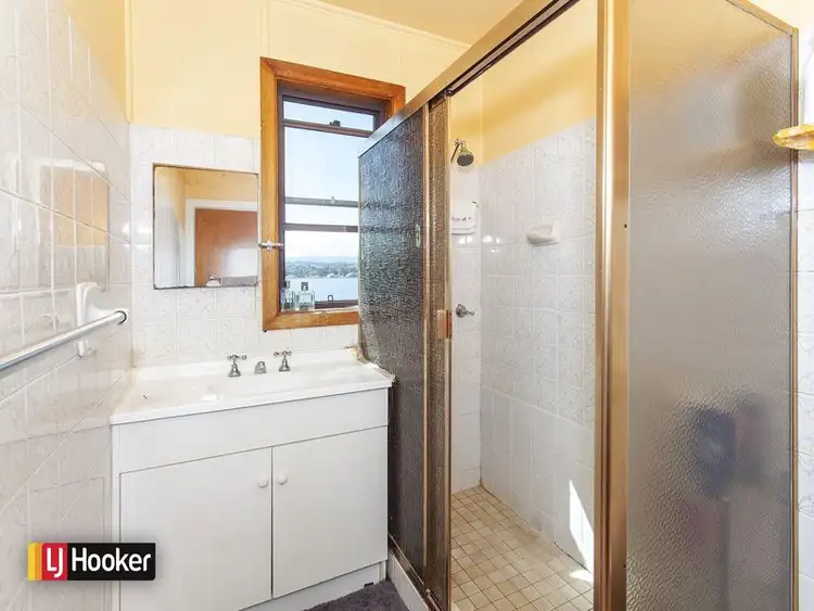 Fifth view of Homely house listing, 114 Lakeview Parade, Primbee NSW 2502