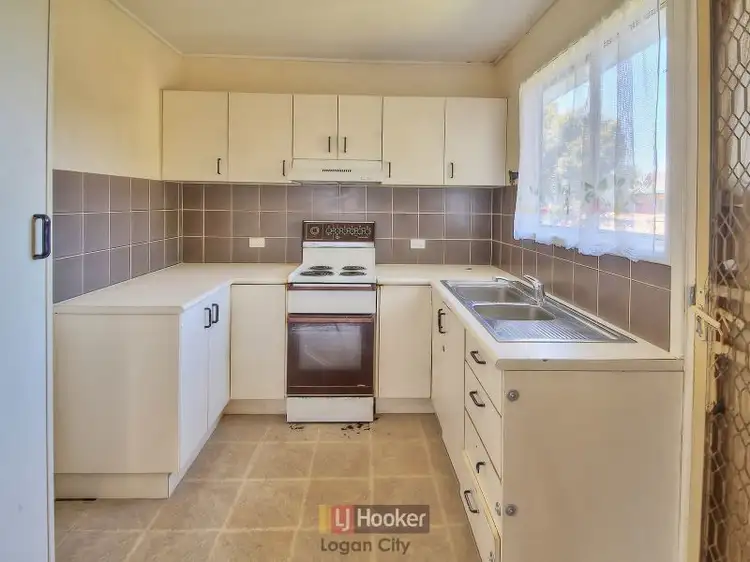 Second view of Homely house listing, 6 Kingston Court, Kingston QLD 4114