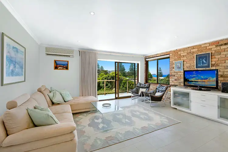 Second view of Homely apartment listing, 6/138 Avoca Drive, Avoca Beach NSW 2251