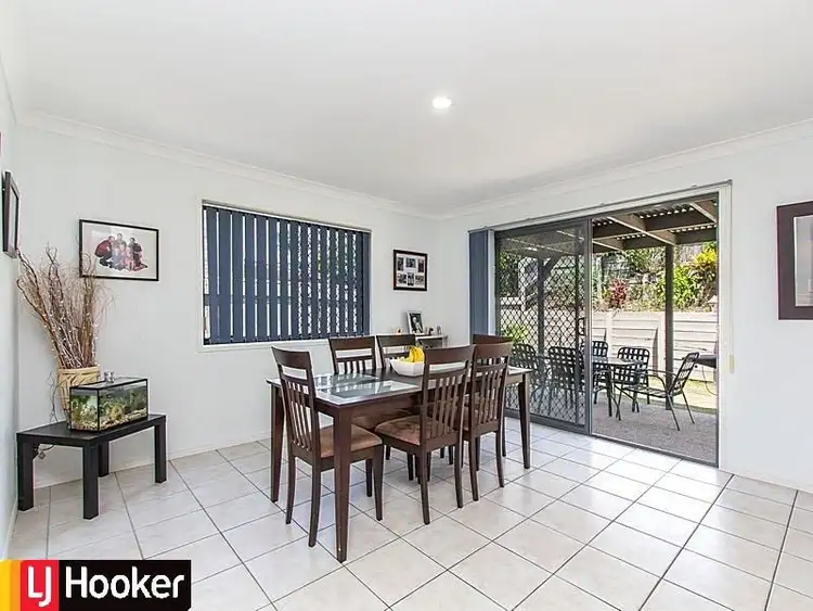 Fifth view of Homely house listing, 28 Mowbray Court, Kallangur QLD 4503