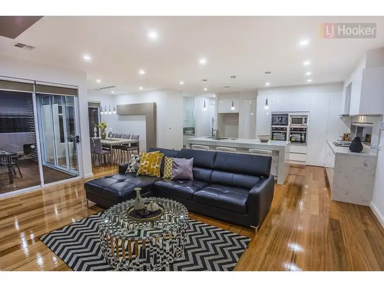 Seventh view of Homely house listing, 12 Veneto Grove, Greenvale VIC 3059