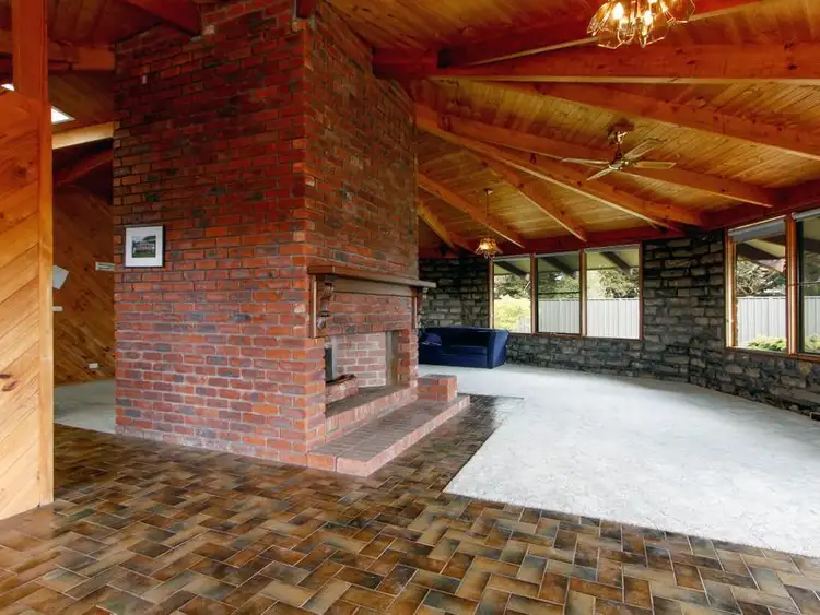 Fifth view of Homely house listing, 8 Pruden Court, Stratford VIC 3862