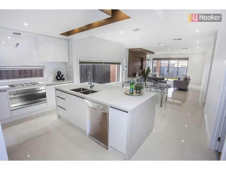 Fifth view of Homely house listing, 23 Emblem Way, Craigieburn VIC 3064