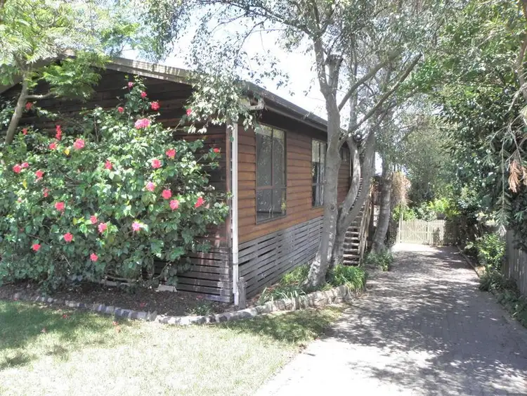 51 Capes Road, Lakes Entrance VIC 3909