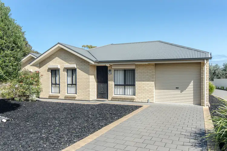 Main view of Homely villa listing, 2/37 Chynoweth Avenue, Hackham SA 5163