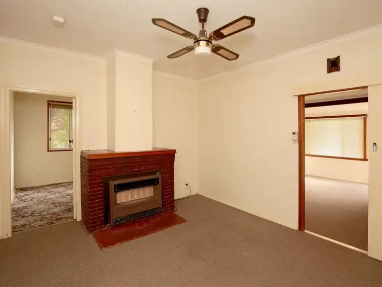 Fourth view of Homely house listing, 152 Fernleigh Road, Mount Austin NSW 2650