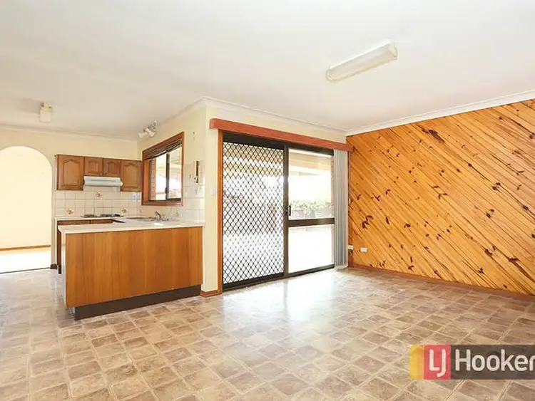 Third view of Homely house listing, 5 Briarwood Street, Carindale QLD 4152