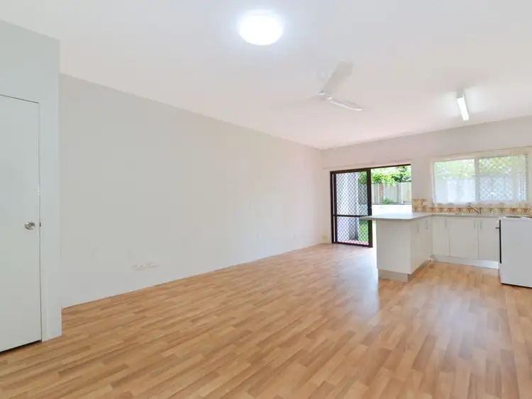Fifth view of Homely unit listing, 2/3 Crathern Close, Edge Hill QLD 4870