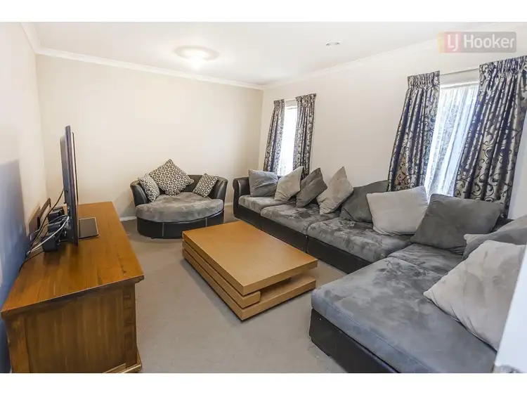 Fourth view of Homely house listing, 19 Mallard Cct, Craigieburn VIC 3064