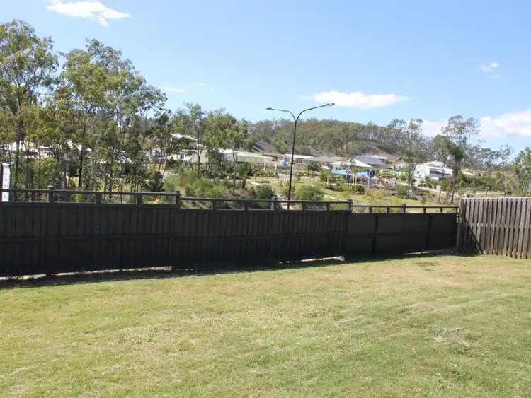 17 Clover Crescent, Boyne Island QLD 4680