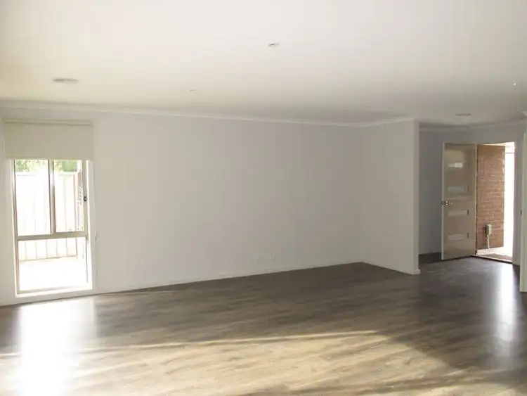 Third view of Homely unit listing, 2/30 Ross Street, Bairnsdale VIC 3875