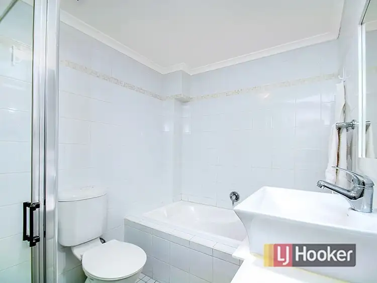 Seventh view of Homely unit listing, Unit 4/7-15 Purser Avenue, Castle Hill NSW 2154