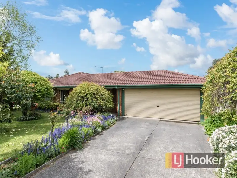 Main view of Homely house listing, 8 Bruce Court, Pakenham VIC 3810