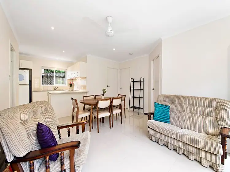 Main view of Homely unit listing, 4/25 Westerham Street, Taringa QLD 4068